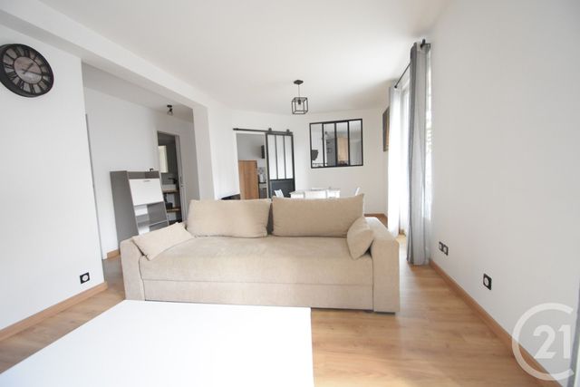Appartement F2 à louer - 2 pièces - 57.88 m2 - VICHY - 03 - AUVERGNE - Century 21 Gnt Immobilier