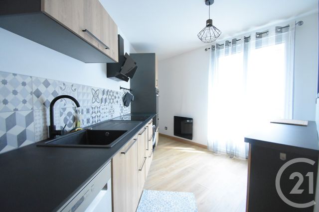 Appartement F2 à louer - 2 pièces - 57.88 m2 - VICHY - 03 - AUVERGNE - Century 21 Gnt Immobilier