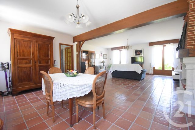 maison à vendre - 5 pièces - 206.15 m2 - CREUZIER LE VIEUX - 03 - AUVERGNE - Century 21 Gnt Immobilier
