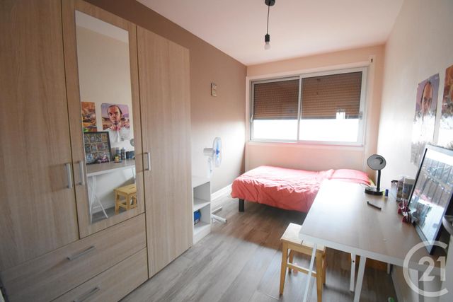 Appartement F3 à louer - 3 pièces - 69.3 m2 - VICHY - 03 - AUVERGNE - Century 21 Gnt Immobilier