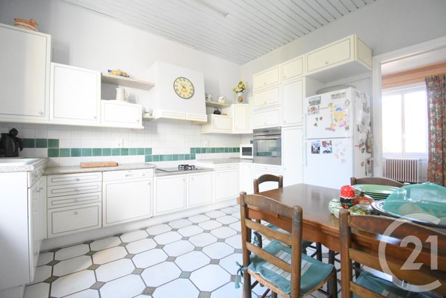 maison à vendre - 8 pièces - 234.93 m2 - VICHY - 03 - AUVERGNE - Century 21 Gnt Immobilier