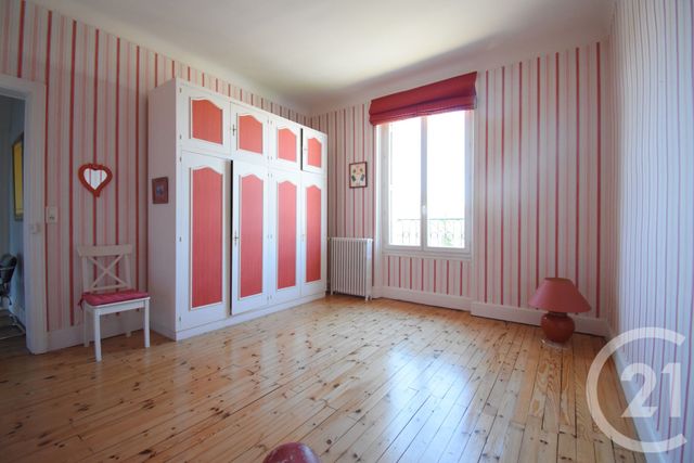maison à vendre - 8 pièces - 234.93 m2 - VICHY - 03 - AUVERGNE - Century 21 Gnt Immobilier
