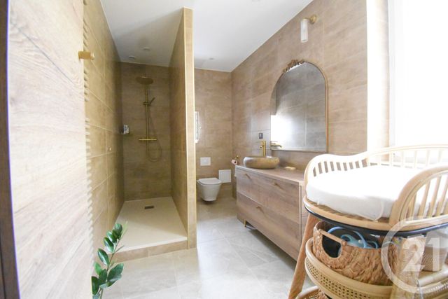 Appartement T7 à vendre - 7 pièces - 171.84 m2 - VICHY - 03 - AUVERGNE - Century 21 Gnt Immobilier