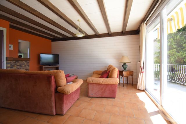 maison à vendre - 5 pièces - 137.51 m2 - CREUZIER LE VIEUX - 03 - AUVERGNE - Century 21 Gnt Immobilier