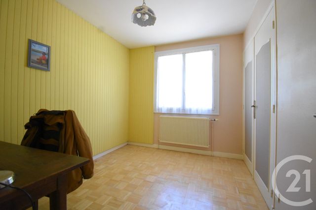 maison à vendre - 5 pièces - 137.51 m2 - CREUZIER LE VIEUX - 03 - AUVERGNE - Century 21 Gnt Immobilier