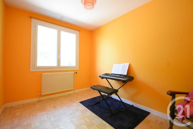 maison à vendre - 5 pièces - 137.51 m2 - CREUZIER LE VIEUX - 03 - AUVERGNE - Century 21 Gnt Immobilier