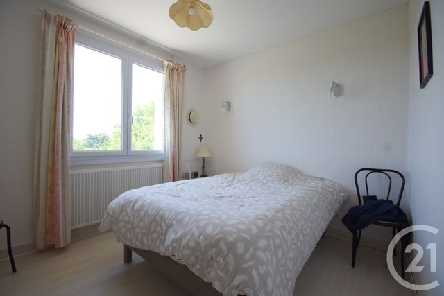 maison à vendre - 5 pièces - 137.51 m2 - CREUZIER LE VIEUX - 03 - AUVERGNE - Century 21 Gnt Immobilier