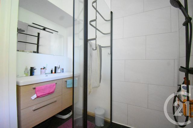 maison à vendre - 5 pièces - 137.51 m2 - CREUZIER LE VIEUX - 03 - AUVERGNE - Century 21 Gnt Immobilier