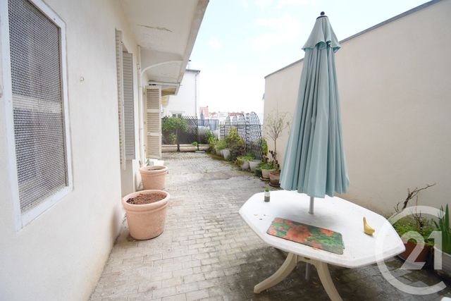 Appartement T3 à vendre - 3 pièces - 113.11 m2 - VICHY - 03 - AUVERGNE - Century 21 Gnt Immobilier