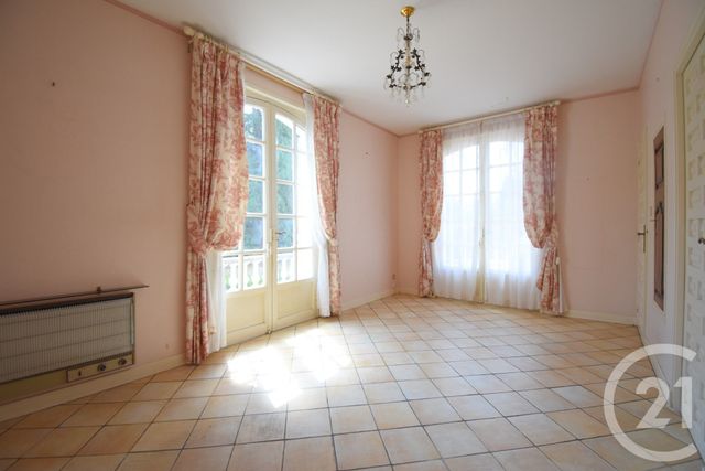maison à vendre - 6 pièces - 217.22 m2 - BELLERIVE SUR ALLIER - 03 - AUVERGNE - Century 21 Gnt Immobilier