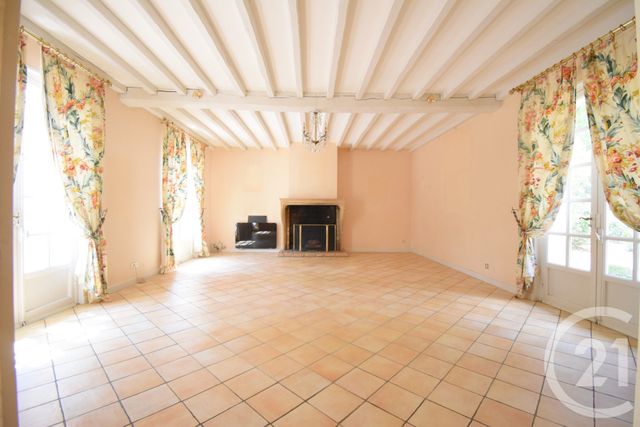 maison à vendre - 6 pièces - 217.22 m2 - BELLERIVE SUR ALLIER - 03 - AUVERGNE - Century 21 Gnt Immobilier