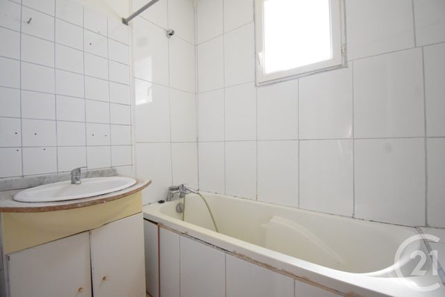 maison à vendre - 5 pièces - 82.0 m2 - VICHY - 03 - AUVERGNE - Century 21 Gnt Immobilier