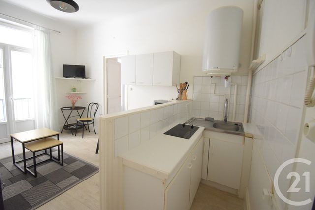 Appartement F2 à louer - 2 pièces - 27.74 m2 - VICHY - 03 - AUVERGNE - Century 21 Gnt Immobilier