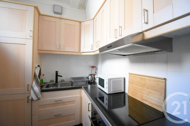 Appartement F2 à louer - 2 pièces - 52.9 m2 - VICHY - 03 - AUVERGNE - Century 21 Gnt Immobilier