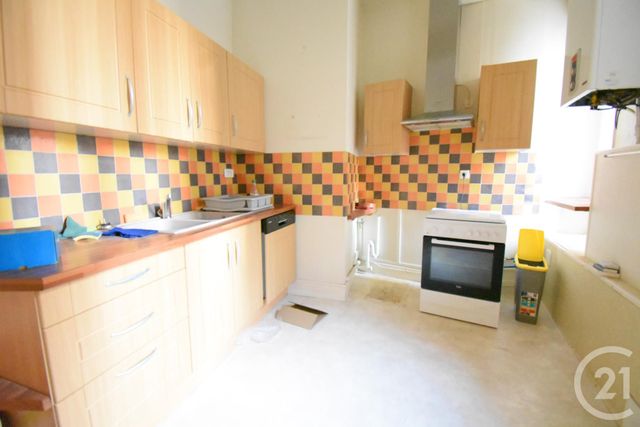 Appartement T5 à vendre - 5 pièces - 102.41 m2 - VICHY - 03 - AUVERGNE - Century 21 Gnt Immobilier