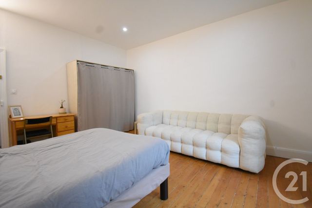 Appartement F3 à louer - 3 pièces - 104.79 m2 - VICHY - 03 - AUVERGNE - Century 21 Gnt Immobilier