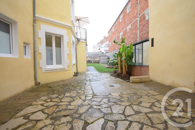 Appartement F3 à louer - 3 pièces - 104.79 m2 - VICHY - 03 - AUVERGNE - Century 21 Gnt Immobilier