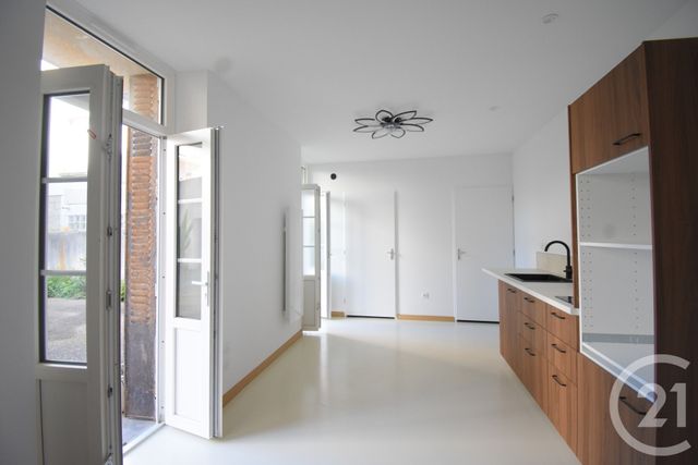 Appartement Studio à vendre - 1 pièce - 20.93 m2 - VICHY - 03 - AUVERGNE - Century 21 Gnt Immobilier