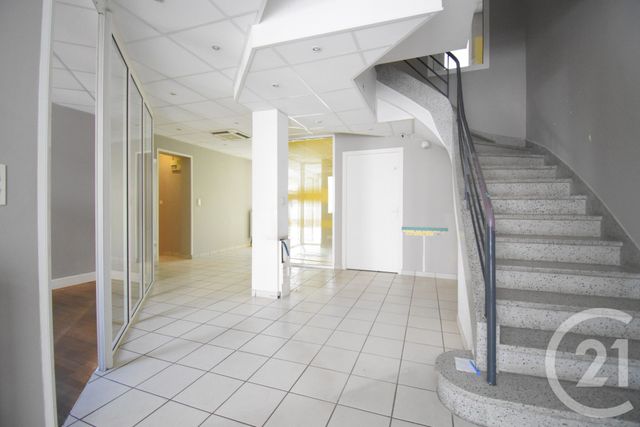 maison à vendre - 7 pièces - 273.72 m2 - VICHY - 03 - AUVERGNE - Century 21 Gnt Immobilier