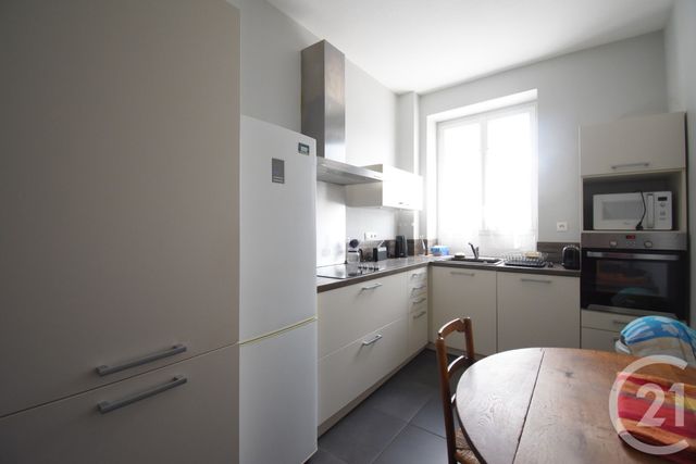 Appartement F3 à louer - 3 pièces - 108.04 m2 - VICHY - 03 - AUVERGNE - Century 21 Gnt Immobilier