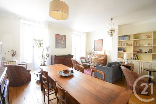 Appartement F3 à louer - 3 pièces - 108.04 m2 - VICHY - 03 - AUVERGNE - Century 21 Gnt Immobilier
