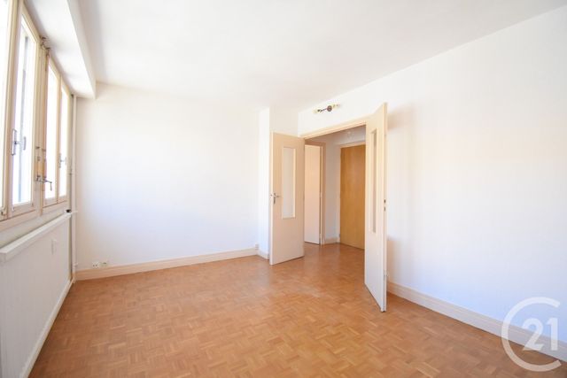 Appartement F2 à vendre - 2 pièces - 42.0 m2 - VICHY - 03 - AUVERGNE - Century 21 Gnt Immobilier
