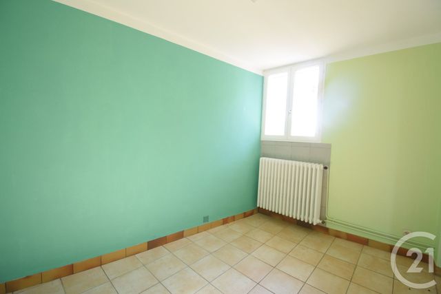 Appartement F3 à louer - 3 pièces - 71.08 m2 - VICHY - 03 - AUVERGNE - Century 21 Gnt Immobilier
