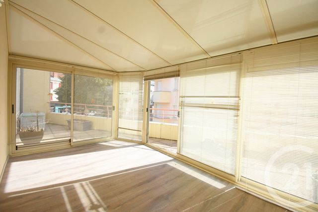 Appartement F3 à vendre - 3 pièces - 78.17 m2 - VICHY - 03 - AUVERGNE - Century 21 Gnt Immobilier