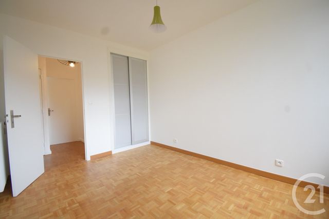 Appartement T3 à vendre - 3 pièces - 68.85 m2 - VICHY - 03 - AUVERGNE - Century 21 Gnt Immobilier