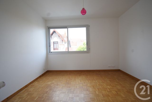 Appartement T3 à vendre - 3 pièces - 68.85 m2 - VICHY - 03 - AUVERGNE - Century 21 Gnt Immobilier