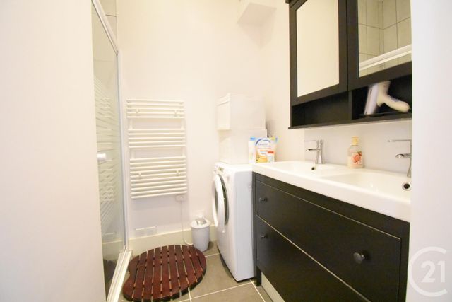 Appartement F3 à louer - 3 pièces - 56.88 m2 - VICHY - 03 - AUVERGNE - Century 21 Gnt Immobilier