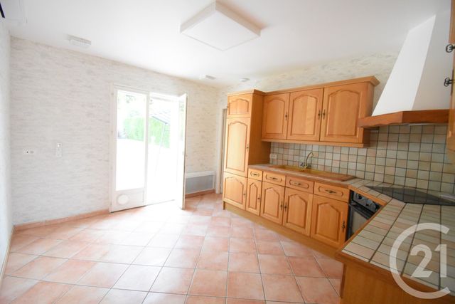 maison à louer - 4 pièces - 122.2 m2 - BELLERIVE SUR ALLIER - 03 - AUVERGNE - Century 21 Gnt Immobilier