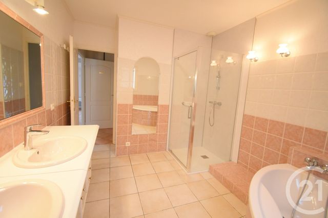 maison à louer - 4 pièces - 122.2 m2 - BELLERIVE SUR ALLIER - 03 - AUVERGNE - Century 21 Gnt Immobilier