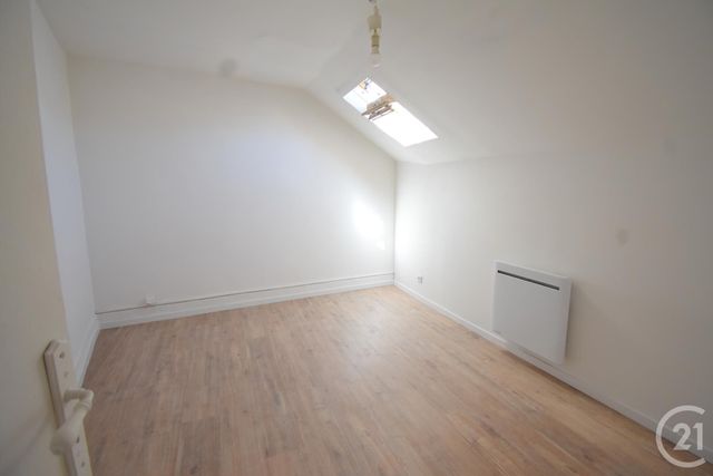 maison à louer - 3 pièces - 60.12 m2 - BELLERIVE SUR ALLIER - 03 - AUVERGNE - Century 21 Gnt Immobilier