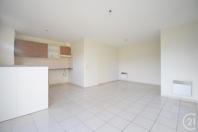 Appartement T3 à louer - 3 pièces - 61.63 m2 - HAUTERIVE - 03 - AUVERGNE - Century 21 Gnt Immobilier