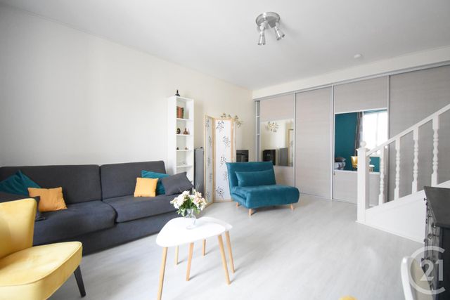 Appartement F2 à louer - 2 pièces - 41.63 m2 - VICHY - 03 - AUVERGNE - Century 21 Gnt Immobilier
