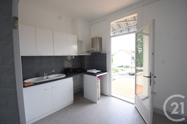 Appartement T4 à vendre - 4 pièces - 85.73 m2 - BELLERIVE SUR ALLIER - 03 - AUVERGNE - Century 21 Gnt Immobilier