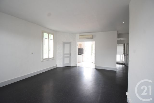 Appartement T4 à vendre - 4 pièces - 85.73 m2 - BELLERIVE SUR ALLIER - 03 - AUVERGNE - Century 21 Gnt Immobilier