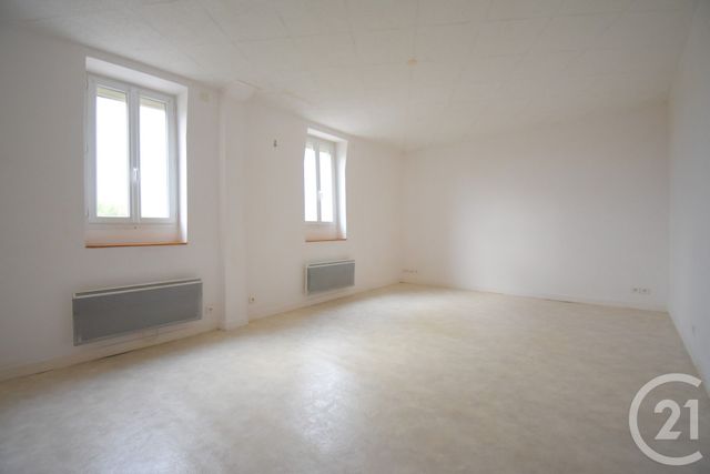 Appartement F3 à louer ST YORRE