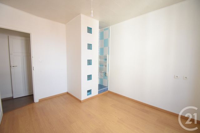 Appartement T2 à louer - 2 pièces - 42.98 m2 - VICHY - 03 - AUVERGNE - Century 21 Gnt Immobilier