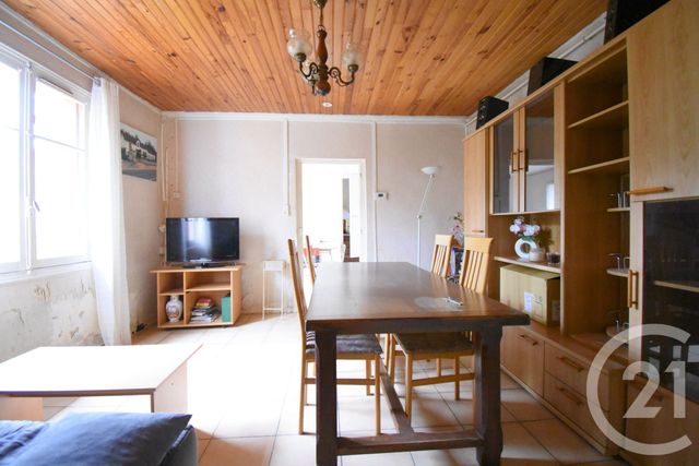 maison à vendre - 3 pièces - 69.89 m2 - CUSSET - 03 - AUVERGNE - Century 21 Gnt Immobilier