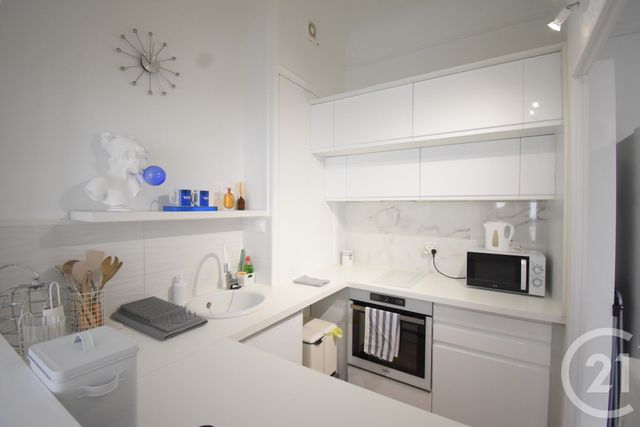 Appartement F2 à louer - 2 pièces - 43.42 m2 - VICHY - 03 - AUVERGNE - Century 21 Gnt Immobilier