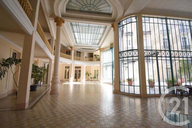Appartement F2 à louer - 2 pièces - 43.42 m2 - VICHY - 03 - AUVERGNE - Century 21 Gnt Immobilier