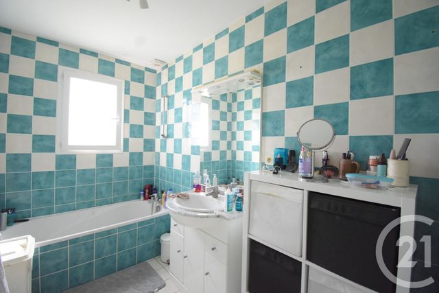 maison à vendre - 5 pièces - 104.57 m2 - CREUZIER LE VIEUX - 03 - AUVERGNE - Century 21 Gnt Immobilier