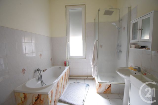 maison à vendre - 3 pièces - 83.94 m2 - VICHY - 03 - AUVERGNE - Century 21 Gnt Immobilier