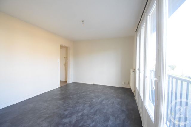 Appartement F3 à vendre - 3 pièces - 58.14 m2 - CUSSET - 03 - AUVERGNE - Century 21 Gnt Immobilier