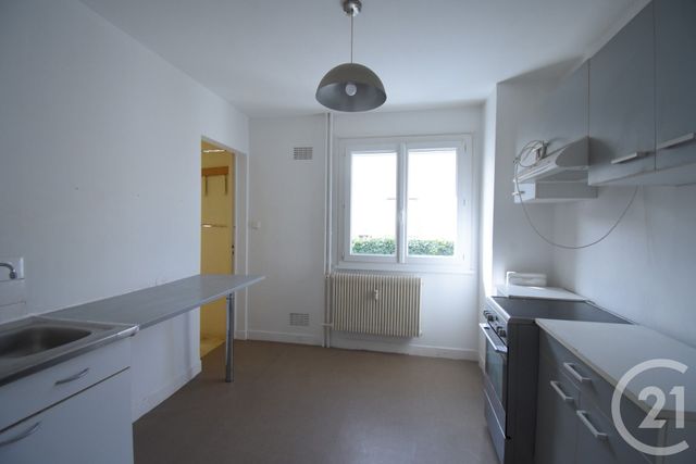 Appartement F3 à vendre - 3 pièces - 58.14 m2 - CUSSET - 03 - AUVERGNE - Century 21 Gnt Immobilier
