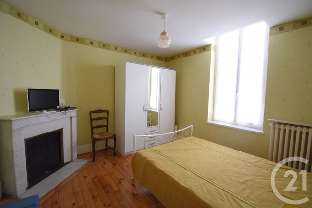 Appartement F3 à louer - 3 pièces - 57.6 m2 - VICHY - 03 - AUVERGNE - Century 21 Gnt Immobilier