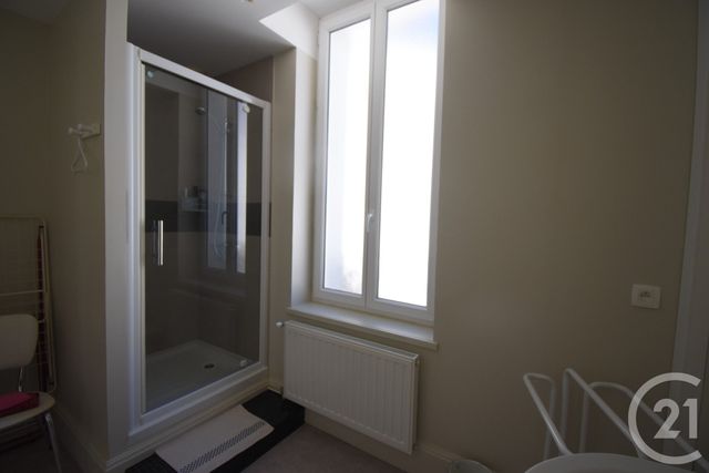 Appartement F3 à louer - 3 pièces - 57.6 m2 - VICHY - 03 - AUVERGNE - Century 21 Gnt Immobilier