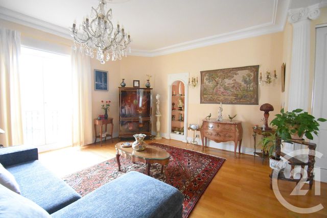 Appartement F4 à vendre - 4 pièces - 147.29 m2 - VICHY - 03 - AUVERGNE - Century 21 Gnt Immobilier